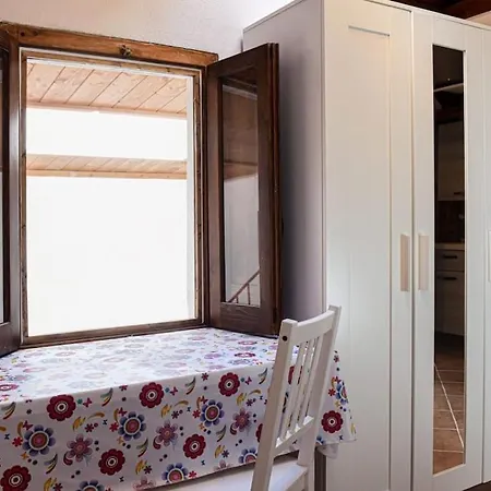 Apartment Center Little - 5 -