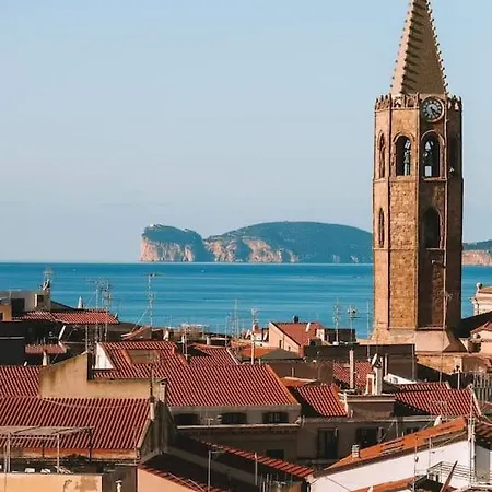 Center Little - 5 - *